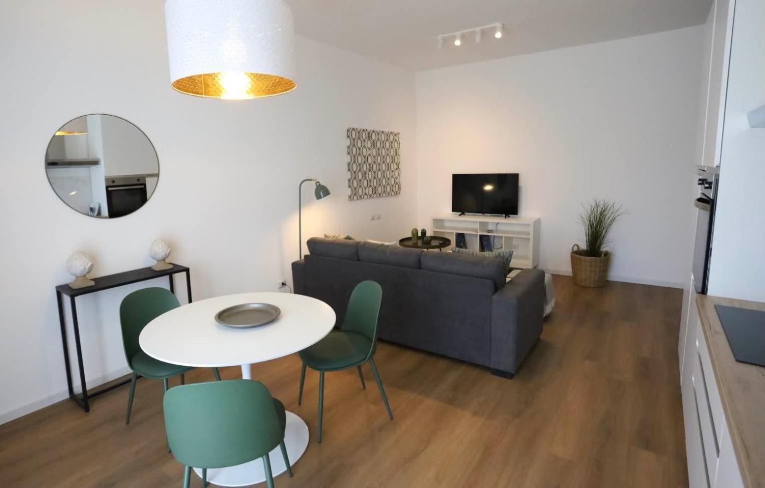 Lapigna Apartment Valenzano Exterior photo