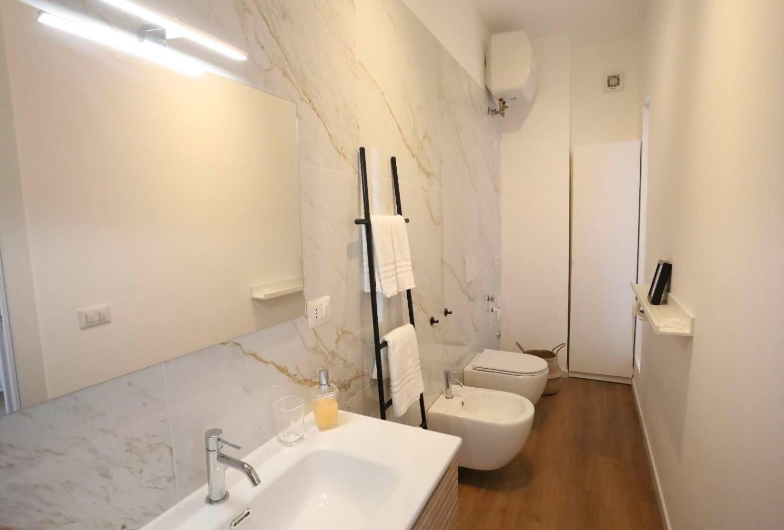 Lapigna Apartment Valenzano Exterior photo